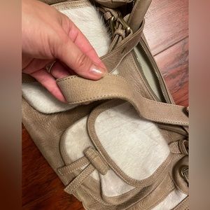 INNUE shoulder bag…